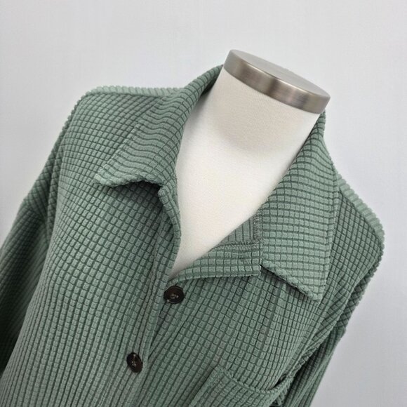 Green Waffle Knit Button-Up Shirt w/Chest Pocket & Long Sleeves Relaxed Fit - Picture 4 of 12